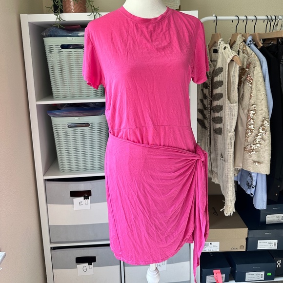 Shore Brand  |  Palermo Faux Wrap Dress Fandango Pink Size Medium NWT   SOLD OUT - Picture 5 of 15